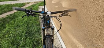 29" Cube Stereo 140 karbon - 11