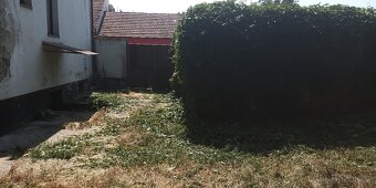Prodej rodinného domu se zahradou v Uherském Brodě - 11