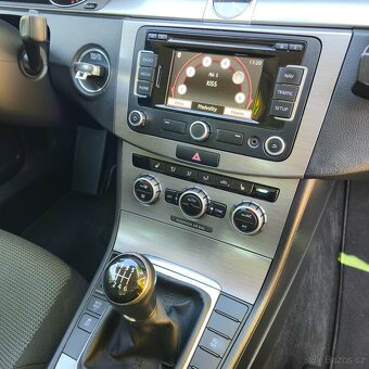 Volkswagen Passat B7 2.0TDI 103kw,poctivých 316tkm - 11