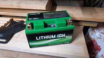 Honda CB900F Hornet - 11