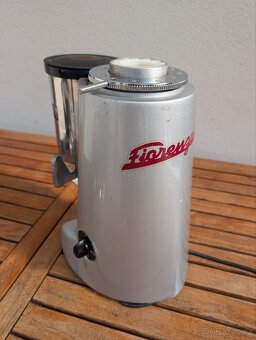 Pákový kávovar Carimali Alfa - 11