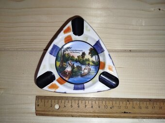Porcelánová upomínková dóza Buda Zn. Viktoria SUPER STAV - 11