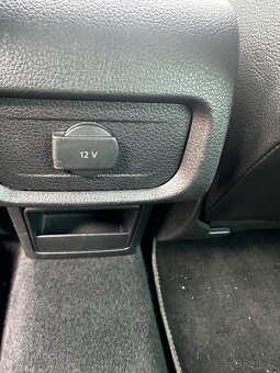 Volkswagen Sharan DSG 2.0 TDI 110 kW Trendline, Navi, tažné - 11