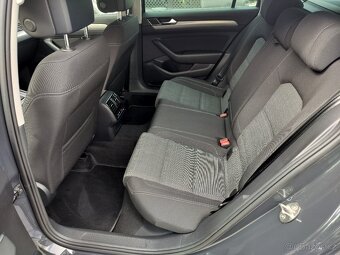 Passat B8 2.0TDI 2021 DSG Matrix ACC KEYLESS Kamera - 11