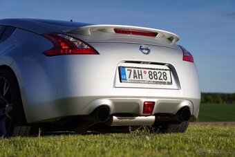 Nissan 370 Z - 11