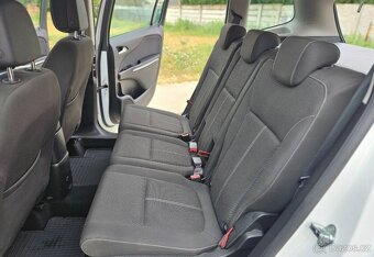 Opel Zafira Tourer 96KW combi - 11