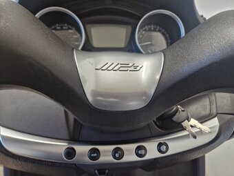 Piaggio MP3 500 LED ESP USB 6/2016 - 11
