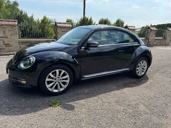 VW Beetle 1,2 TSI 77KW DESING-top stav-serviska, bez koroze - 11