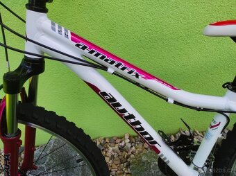 Značkové kolo Author A-MATRIX 26" (bílá/červená) - 11