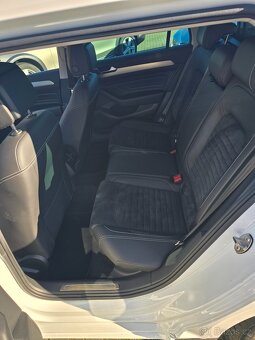 VW Passat 2,0 tdi 110kw HIGHLINE KAMERA - 11