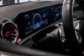 Mercedes Benz CLA 45s AMG, 4MATIC+Akrapovič výfuk 316kW, DPH - 11