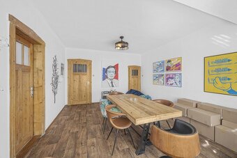 Prvorepubliková vila 15+3,176 m2, obytná plocha 287,45 m2, u - 11