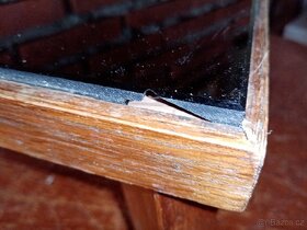 Starožitný stolek s opaxitovým sklem pod květináč - 11