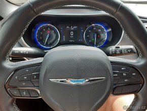 Chrysler Pacifica 3,6L V6 Sport Plus, bohatá výbava, ALU R20 - 11