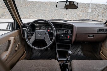 Opel Ascona C - 11