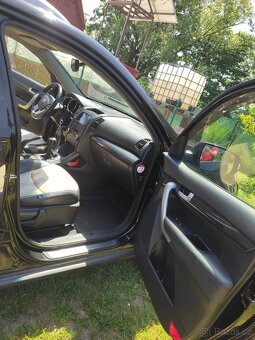 Prodám Kia Sorento - 11