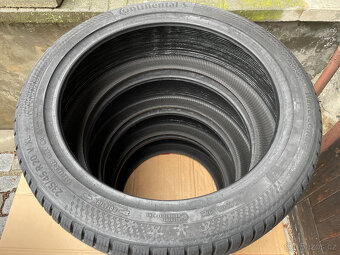 KODIAQ NOVÉ CONTINENTAL WC TS870P CS 235/45/20 100V DOT2025 - 11