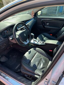 Renault Laguna III 2013 - 11