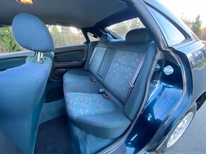 Mazda 323f - 11