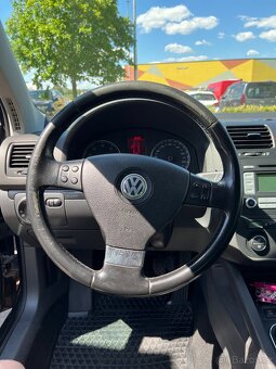 Dobrý den, nabízím k prodeji Volkswagen Golf 5 GT 1.4 TSI - 11
