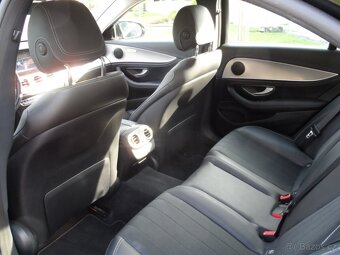 Mercedes-Benz E 200 4 Matic Koupeno v ČR - 11