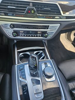 BMW 750d xDrive M-Sport G11 odpocet DPH - 11