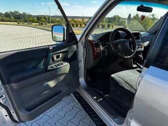 Mitsubishi Pajero 3.2 / Bez koroze - 11