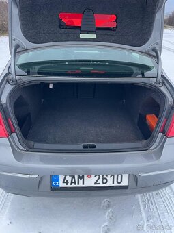 VW Passat B6, 2,0tdi 103kW - 11