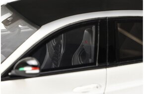 Alfa Romeo Giulia GTAm 2020 1:18 OttoMobile - 11