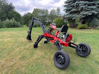 Minibagr, hydraulická svahovka - 11
