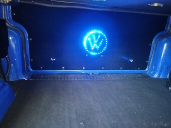Prodám VW T4 Transportér 1.9 TD (Camp) - 11