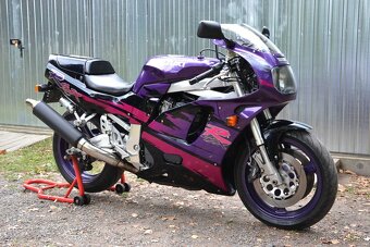 SUZUKI GSX-R 750W (GR7BA) - 38tkm - 11