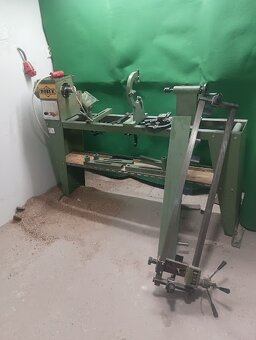 SOUSTRUH NA DŘEVO  ROJEK - 11