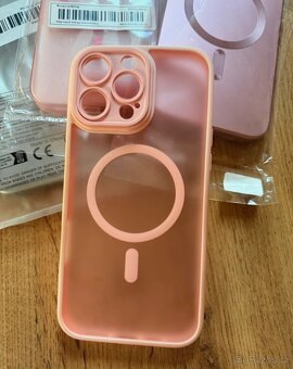 Obaly IPhone 16 pro max - 11