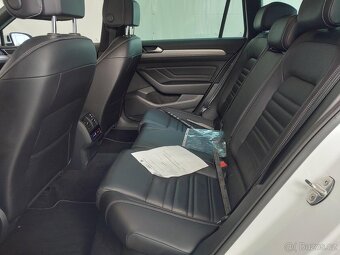 Volkswagen Passat Variant 2.0 TDI DSG - 11