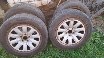 Prodám Škoda Yeti 2.0.TDI. 6.Kvalt rok.2011.Najeto 244.... - 11