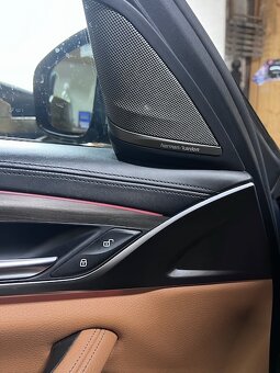 BMW G31 touring 530d xdrive - 11