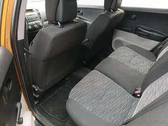 Kia Ceed 1.4i 80KW Rok Výroby 2010  Combi - 11