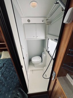 KARAVAN KNAUS 490 - 11