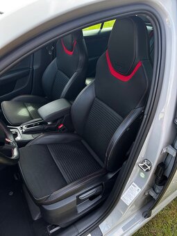 Škoda Octavia 3 RS Challenge / Steel Grey / DSG / 2017 - 11
