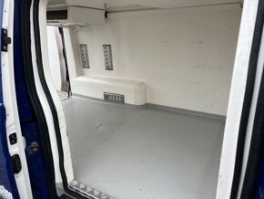 Mercedes-Benz Vito 111 CDI Chladírensky vůz - 11