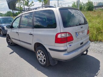 Ford galaxy - 11