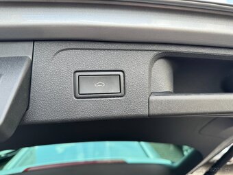 VW Passat B8 2.0 TDI 110kW DSG Kamera 360° Webasto 92tkm ACC - 11