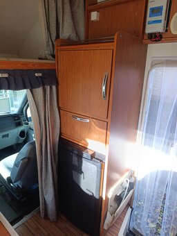 Ford /Alkovna/Obytka Rimor - 11