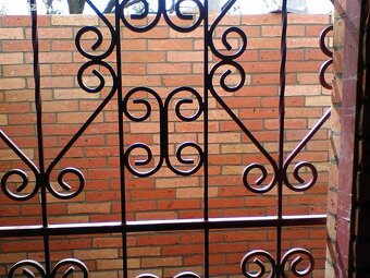 CIHLOVÝ OBKLAD Z PRAVÝCH CIHEL (střed cihly) - 11