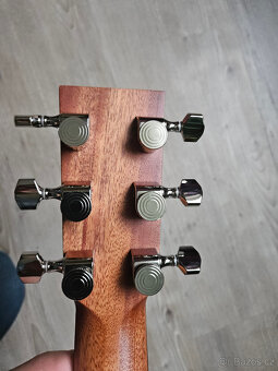 Nová celomasivní cestovní akustická kytara FURCH Little Jane - 11