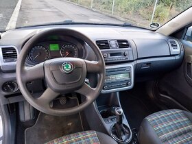 Prodám  Škoda Fabia 1,6 TDi STYLE Combi - 11