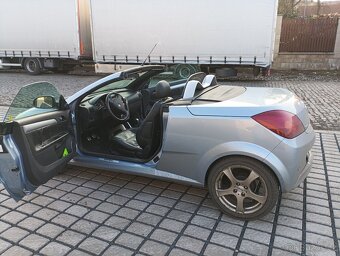 Prodám Opel Tigra Roadster 1.5.cabrio - 11