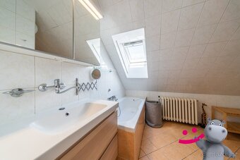 Prodej rodinný dům, 378 m2 - Radim, ev.č. 58534 - 11