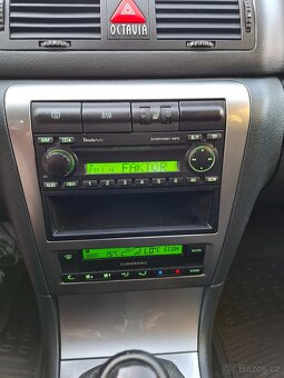 Škoda Octavia 1.9 tdi Tour 4/2010 combi - 11